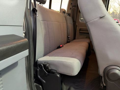 Used 2016 Ford F250 XLT w/ XLT Premium Package image 44