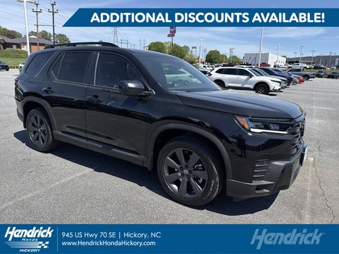 New 2026 Honda Pilot Sport image 1