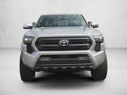 Used 2024 Toyota Tacoma SR5 AWD/4WD image 2