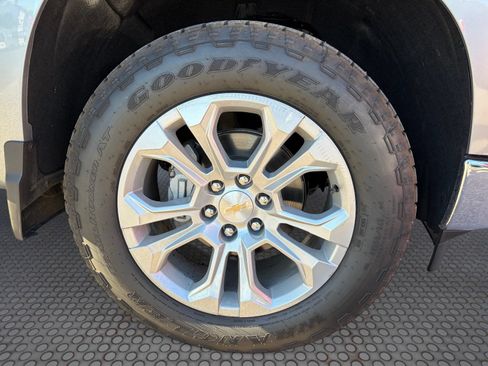 Used 2026 Chevrolet Silverado 1500 LTZ w/ LTZ Premium Package AWD/4WD image 10