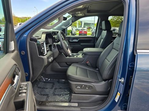 New 2026 GMC Sierra 2500 Denali w/ Denali Reserve Package AWD/4WD image 15