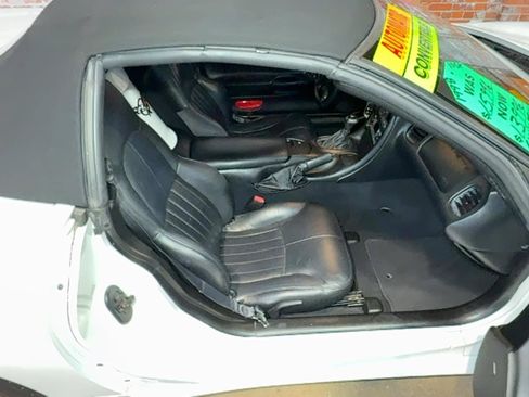 Used 1998 Chevrolet Corvette Convertible w/ Memory Pkg RWD image 72