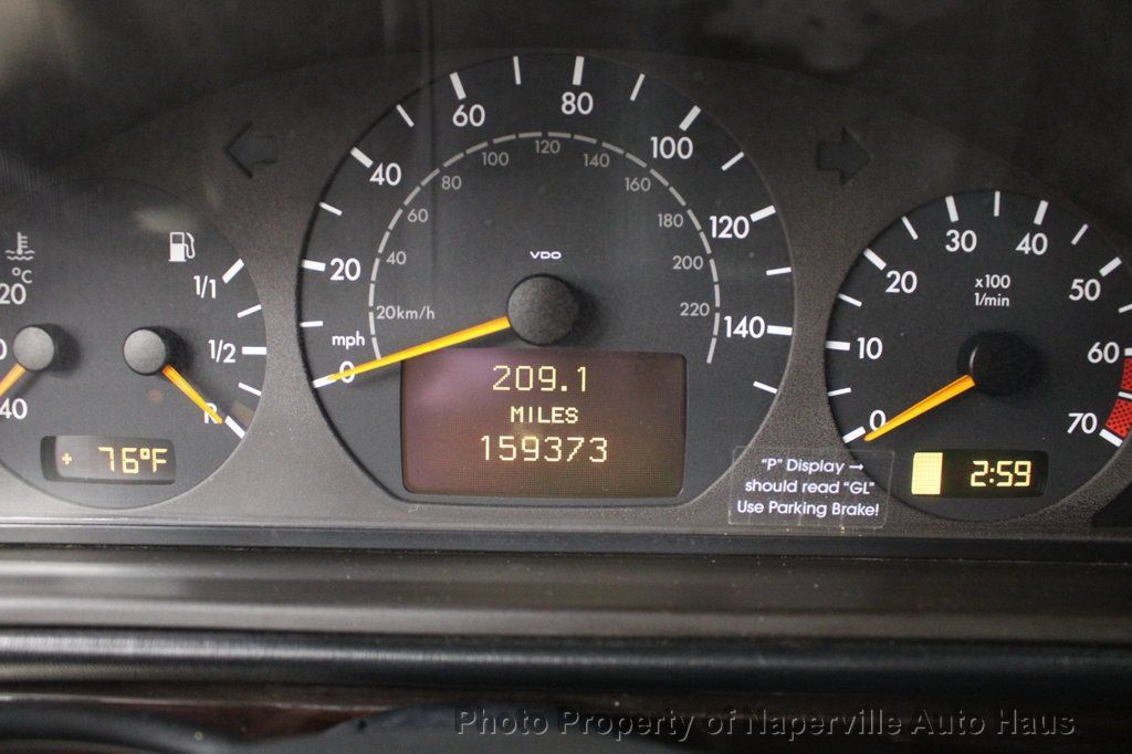 Used 2000 Mercedes-Benz G 500 image 21