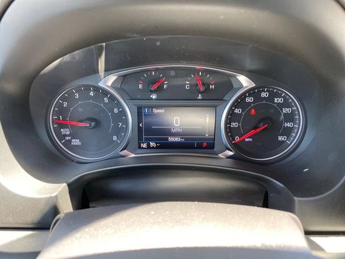 Used 2024 GMC Terrain SLE FWD image 10