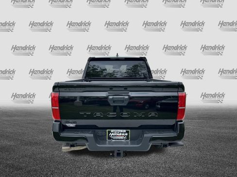 Certified 2025 Toyota Tacoma TRD Sport AWD/4WD image 9