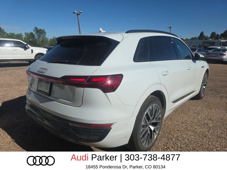 Used 2024 Audi Q8 e-tron Prestige w/ Prestige Package AWD/4WD image 4