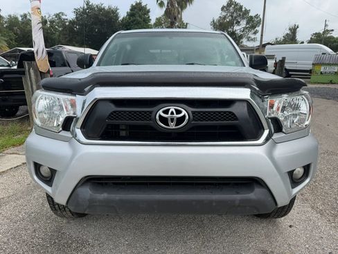Used 2012 Toyota Tacoma 4x4 Double Cab w/ SR5 Pkg image 2