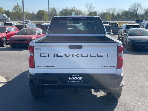 Used 2024 Chevrolet Silverado 2500 Custom w/ Custom Value Package image 7