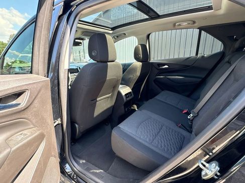 Used 2018 Chevrolet Equinox LT FWD image 13