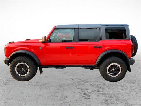Used 2024 Ford Bronco Black Diamond w/ Sasquatch Package AWD/4WD image 5