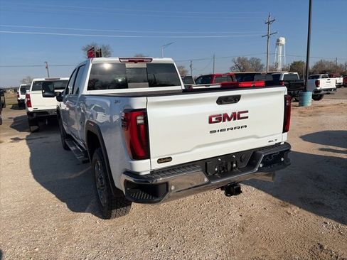 New 2026 GMC Sierra 2500 SLT w/ SLT Premium Package image 4