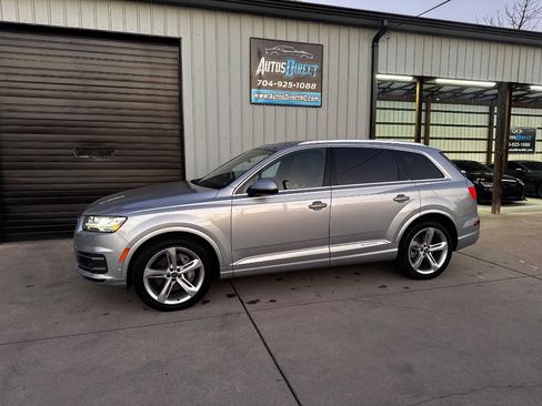 Used 2019 Audi Q7 3.0T Prestige image 12