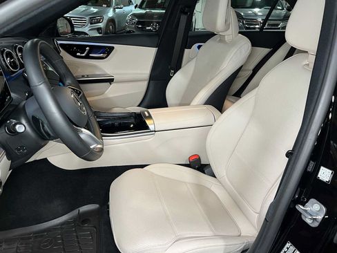 Certified 2026 Mercedes-Benz C 300 4MATIC Sedan image 33