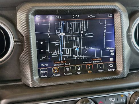 Used 2023 Jeep Wrangler Unlimited Sahara w/ Cold Weather Group AWD/4WD image 14
