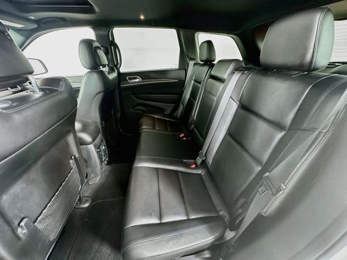 Used 2021 Jeep Grand Cherokee Limited AWD/4WD image 25