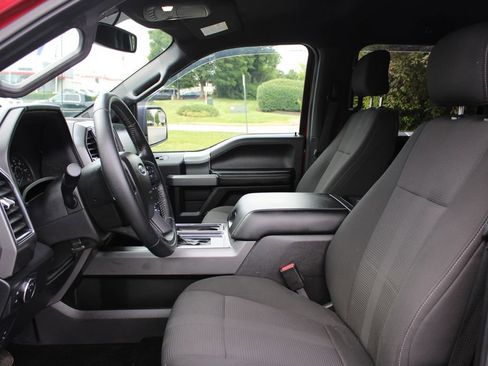 Used 2017 Ford F150 XLT w/ Equipment Group 301A Mid AWD/4WD image 11