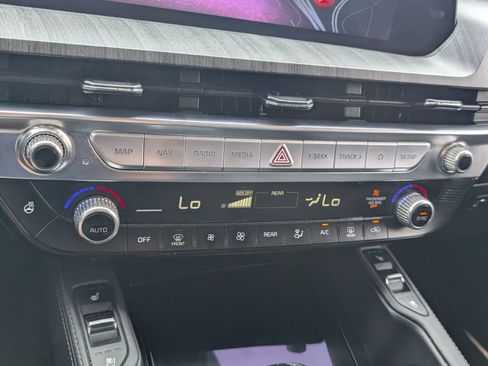 Used 2023 Kia Telluride SX AWD/4WD image 21