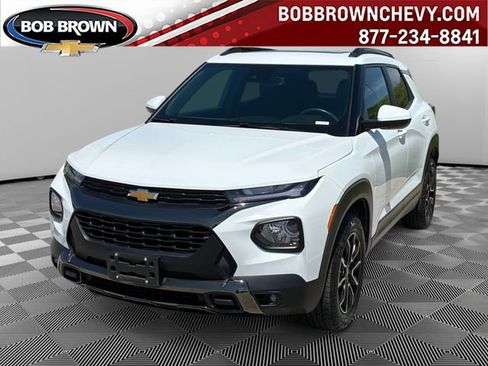 Certified 2023 Chevrolet TrailBlazer ACTIV w/ Sun and Liftgate Package AWD/4WD image 1