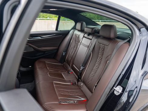 Used 2021 BMW M550i xDrive w/ Premium Package image 20