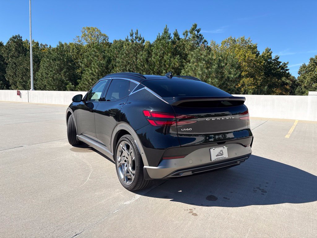 Used 2023 Genesis GV60 Performance AWD/4WD image 2