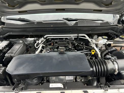 Used 2024 Chevrolet Colorado W/T image 27