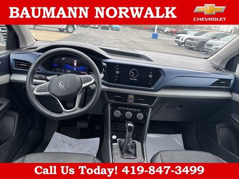 Used 2023 Volkswagen Taos SE FWD image 25