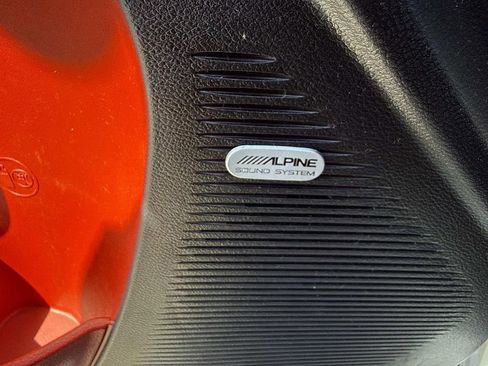 Used 2019 Dodge Challenger SXT w/ Plus Package image 15