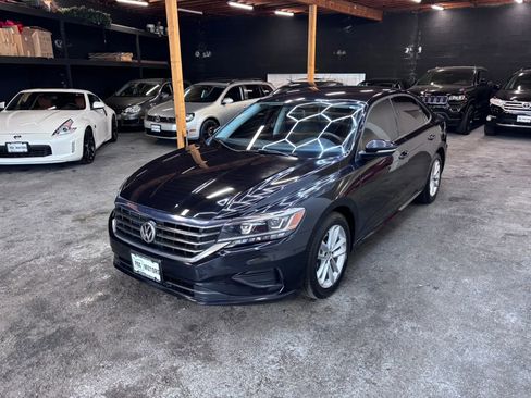 Used 2020 Volkswagen Passat 2.0T S FWD image 4