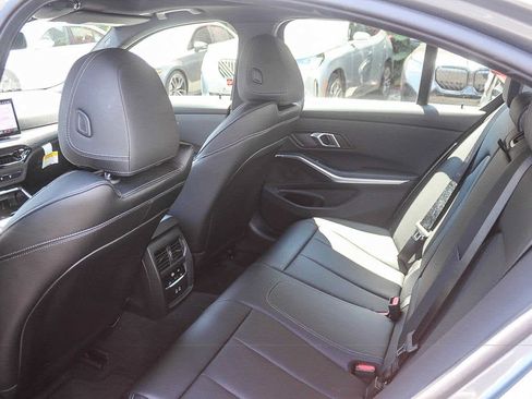 Used 2026 BMW 330i Sedan w/ Premium Package RWD image 17