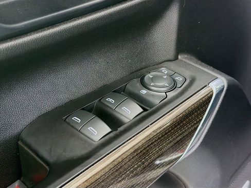 Used 2020 Chevrolet Silverado 1500 RST image 21