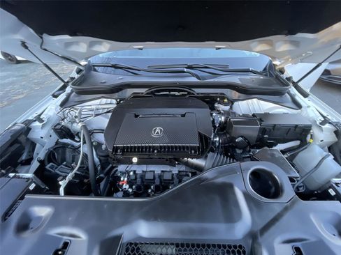 Used 2025 Acura MDX SH-AWD w/ Technology Package image 11