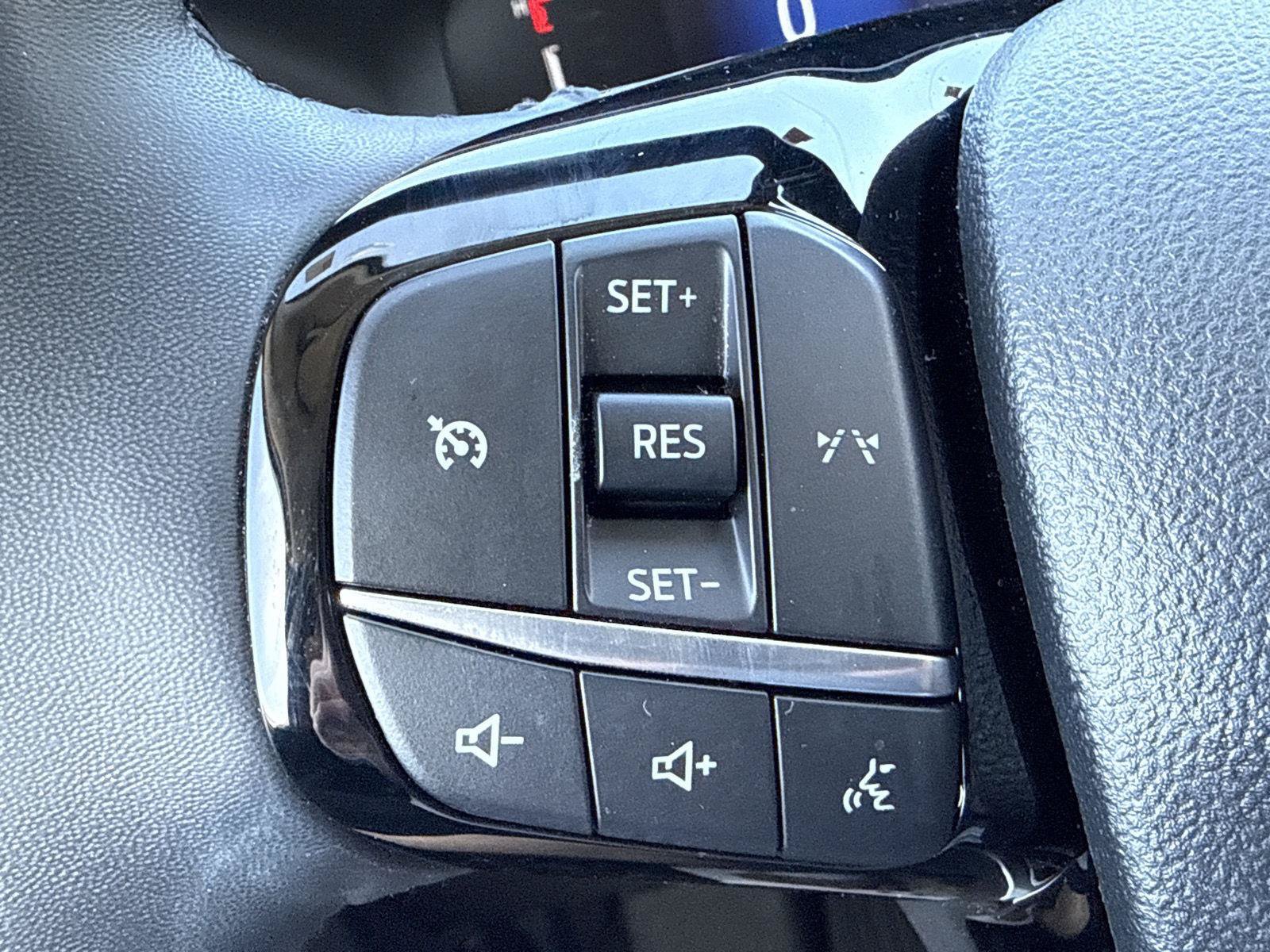 Used 2023 Ford Escape Active AWD/4WD image 15