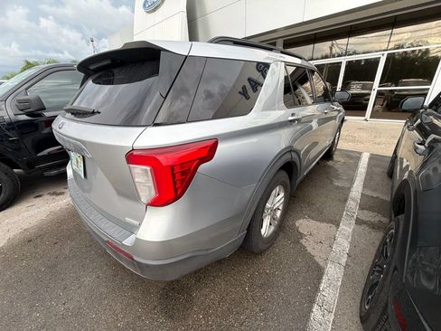 Used 2020 Ford Explorer XLT w/ Equipment Group 202A RWD image 6