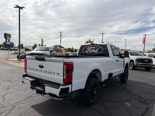 Used 2024 Ford F250 XL w/ STX Appearance Package AWD/4WD image 7