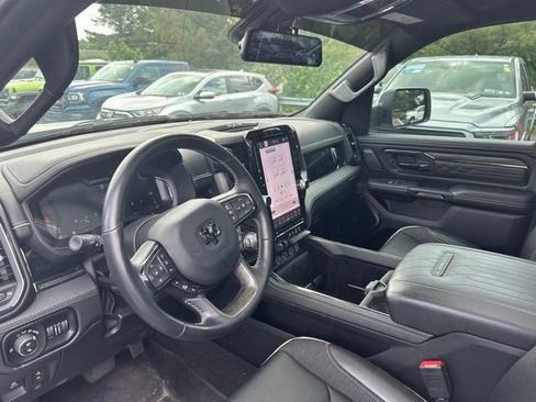 Used 2025 RAM 1500 Limited AWD/4WD image 9