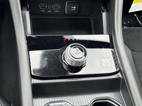 New 2025 Jeep Grand Cherokee Altitude image 16