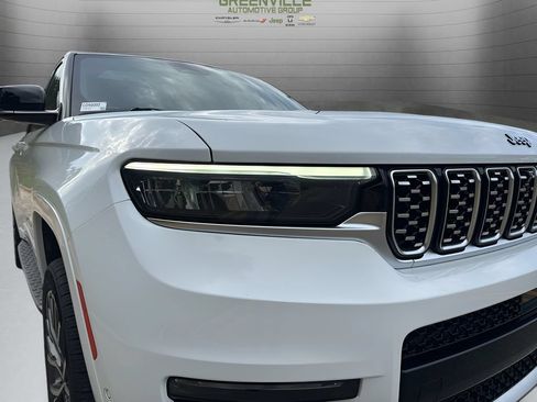 Used 2023 Jeep Grand Cherokee L Summit AWD/4WD image 20