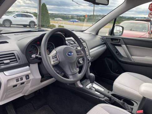 Used 2014 Subaru Forester 2.5i Premium w/ All-Weather Package AWD/4WD image 11