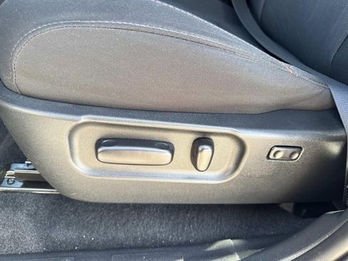 Used 2020 Toyota Tacoma TRD Sport image 10