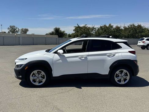 Used 2022 Hyundai Kona SEL AWD/4WD image 6