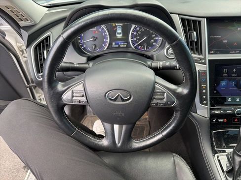 Used 2015 INFINITI Q50 Premium w/ Navigation Package image 5