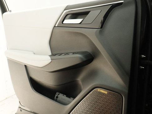 New 2026 Mitsubishi Outlander SE FWD image 15