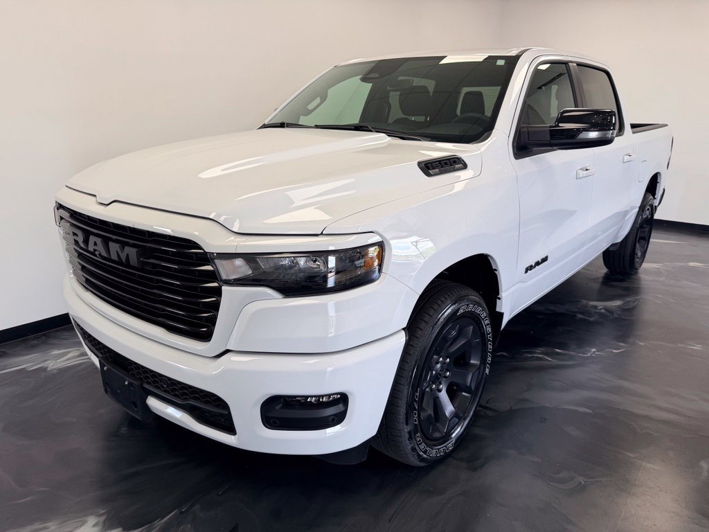 Used 2025 RAM 1500 Sport AWD/4WD image 3