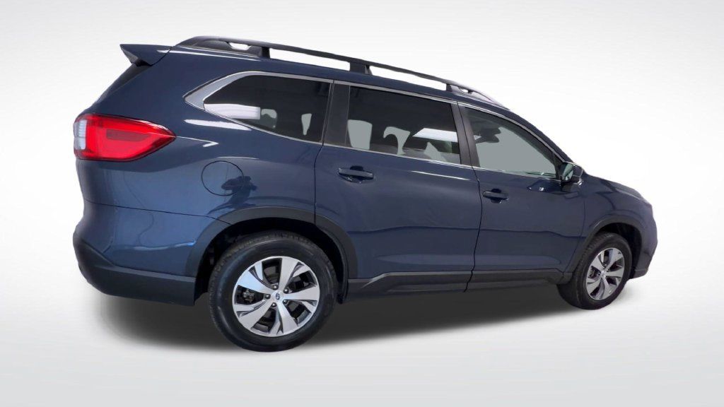 Used 2025 Subaru Ascent Premium AWD/4WD image 8