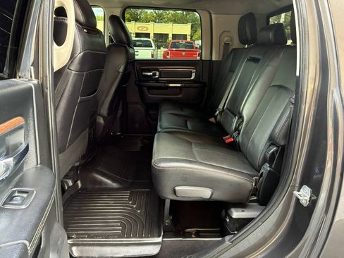 Used 2018 RAM 2500 Laramie w/ Sport Appearance Group AWD/4WD image 13