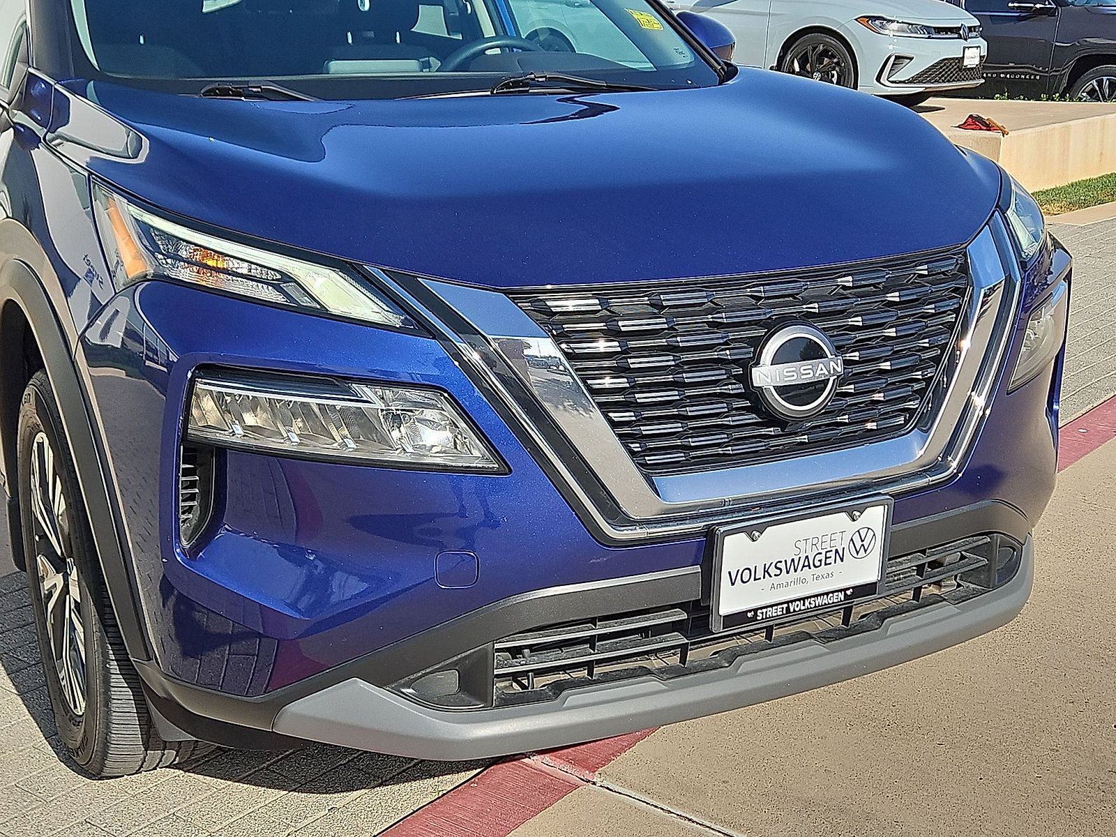 Used 2023 Nissan Rogue SV FWD image 10