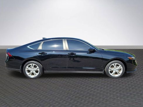 Used 2023 Honda Accord LX image 4