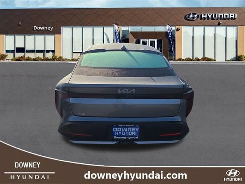 Used 2025 Kia K4 FWD image 4