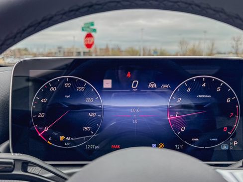 New 2026 Mercedes-Benz C 300 4MATIC Sedan image 10