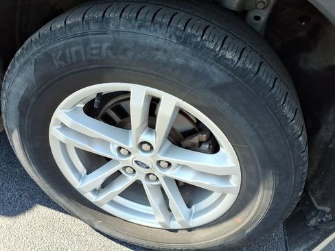 Used 2022 Ford Explorer 4WD image 7